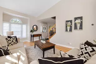 2317 Broadway Ln, Schaumburg, IL 60194 - Photo 7