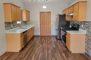 4202 Sunbury Dr, Rockford, IL 61109 - Photo 3