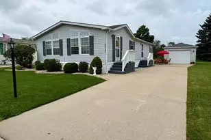 22732 Olympia Dr, Frankfort, IL 60423 - Photo 1