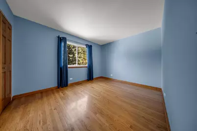 4240 Peartree Drive, Lake in the Hills, IL 60156 - Photo 9