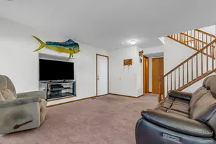 4240 Peartree Dr, Lake in the Hills, IL 60156 - Photo 15