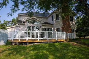 1422 Eagle Ridge Dr, Antioch, IL 60002 - Photo 3