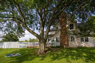 1422 Eagle Ridge Dr, Antioch, IL 60002 - Photo 5