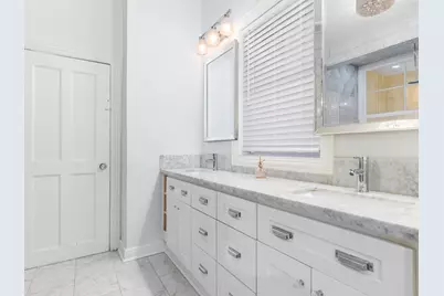 5421 S Hyde Park Boulevard, Chicago, IL 60615 - Photo 33