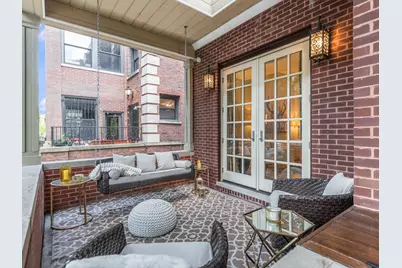 5421 S Hyde Park Boulevard, Chicago, IL 60615 - Photo 3