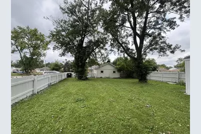 17609 Roosevelt Avenue, Homewood, IL 60430 - Photo 3