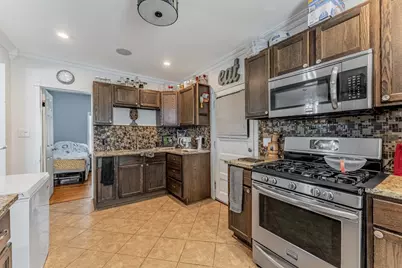 2923 N Neenah Avenue, Chicago, IL 60634 - Photo 13