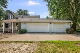 204 NE 7th St, Galva, IL 61434 - Photo 45