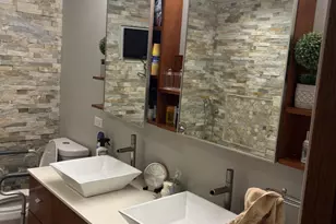 328 Morningside Dr, Bloomingdale, IL 60108 - Photo 3