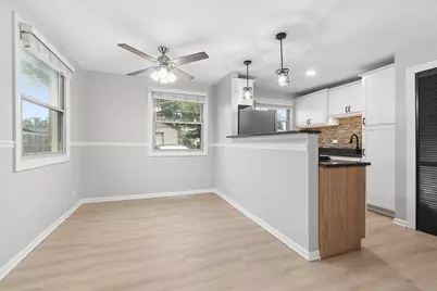 5230 Pleasant Lane, Crestwood, IL 60418 - Photo 7
