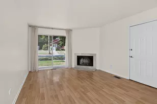 48 N Park Ave, Lombard, IL 60148 - Photo 3