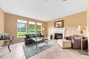 2713 Acorn Ct, West Dundee, IL 60118 - Photo 3