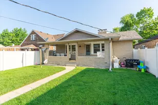 309 W 2nd St, Oglesby, IL 61348 - Photo 25