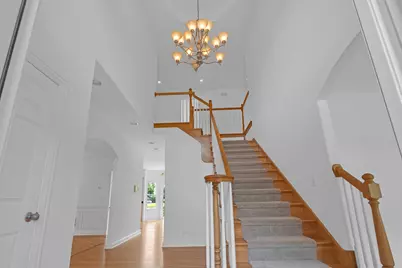 427 W Natoma Avenue, Addison, IL 60101 - Photo 3