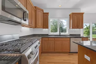 427 W Natoma Ave, Addison, IL 60101 - Photo 9