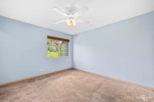 87 Townsend Cir, Naperville, IL 60565 - Photo 11