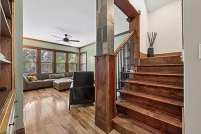 6210 N Moody Avenue, Chicago, IL 60646 - Photo 15