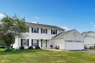 1952 Pastoral Ln, Hanover Park, IL 60133 - Photo 3