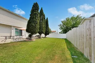 1952 Pastoral Ln, Hanover Park, IL 60133 - Photo 49