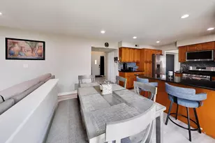 1952 Pastoral Ln, Hanover Park, IL 60133 - Photo 15
