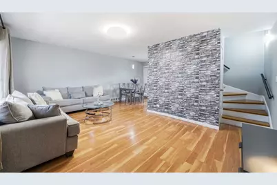 9837 Garden Court, Schiller Park, IL 60176 - Photo 5