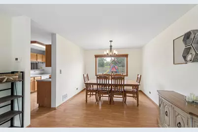 354 White Tail Drive, Hainesville, IL 60030 - Photo 5