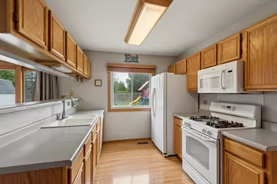 354 White Tail Drive, Hainesville, IL 60030 - Photo 7