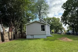 505 Strong Ave, Joliet, IL 60433 - Photo 17
