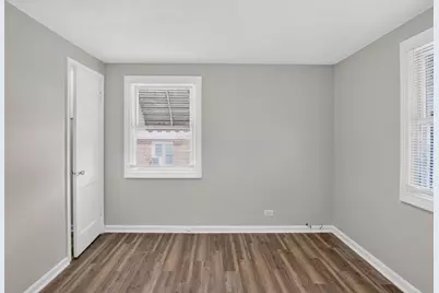 9722 S Merrion Avenue, Chicago, IL 60617 - Photo 43