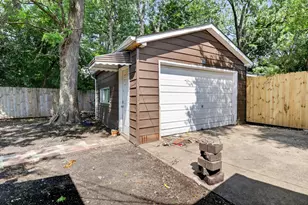 9722 S Merrion Ave, Chicago, IL 60617 - Photo 17