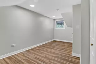 9722 S Merrion Ave, Chicago, IL 60617 - Photo 35