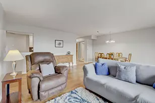 1717 W Crystal Ln, Mount Prospect, IL 60056 - Photo 17