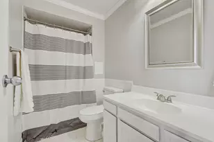 1717 W Crystal Ln, Mount Prospect, IL 60056 - Photo 5