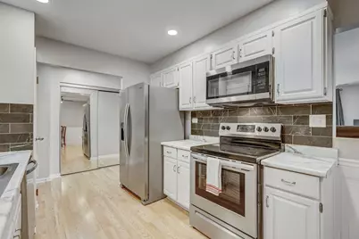 1717 W Crystal Lane #512, Mount Prospect, IL 60056 - Photo 15