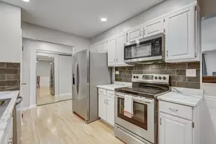 1717 W Crystal Ln, Mount Prospect, IL 60056 - Photo 15