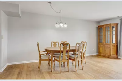 1717 W Crystal Lane #512, Mount Prospect, IL 60056 - Photo 7