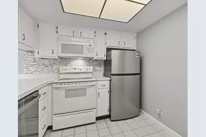 830 Elder Road #406, Homewood, IL 60430 - Photo 7