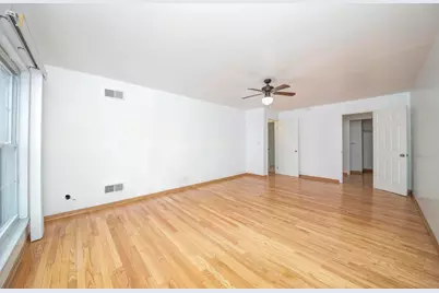 5300 Carriage Way Drive #107, Rolling Meadows, IL 60008 - Photo 15