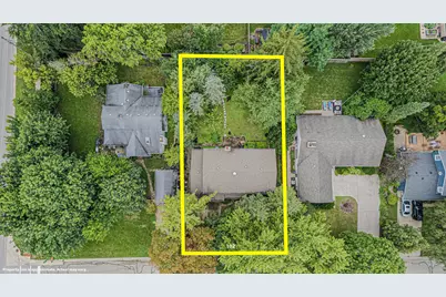 102 N Glendale Avenue, Barrington, IL 60010 - Photo 3