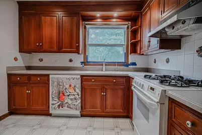 102 N Glendale Avenue, Barrington, IL 60010 - Photo 9