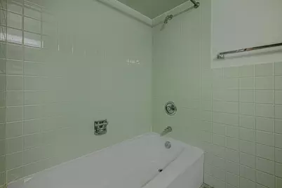102 N Glendale Avenue, Barrington, IL 60010 - Photo 25
