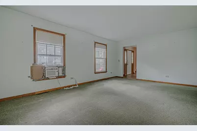 102 N Glendale Avenue, Barrington, IL 60010 - Photo 5