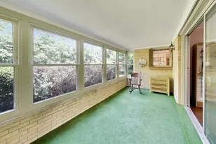 206 W Hiawatha Trail, Mount Prospect, IL 60056 - Photo 13
