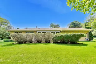 206 W Hiawatha Trail, Mount Prospect, IL 60056 - Photo 23