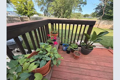 2000 Oakbrook Drive, Belvidere, IL 61008 - Photo 27