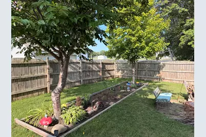 2000 Oakbrook Drive, Belvidere, IL 61008 - Photo 39