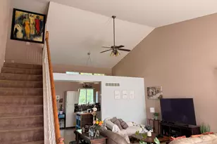 2000 Oakbrook Dr, Belvidere, IL 61008 - Photo 5