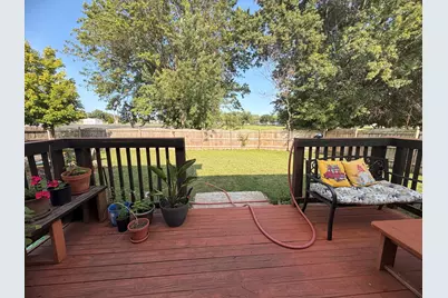 2000 Oakbrook Drive, Belvidere, IL 61008 - Photo 29