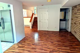 386 Dover Dr, Des Plaines, IL 60018 - Photo 7