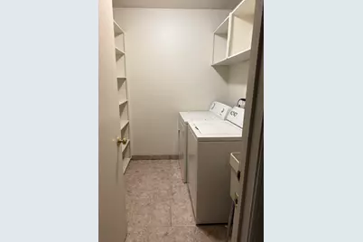 227 Lakeshore Lane, Bloomingdale, IL 60108 - Photo 13